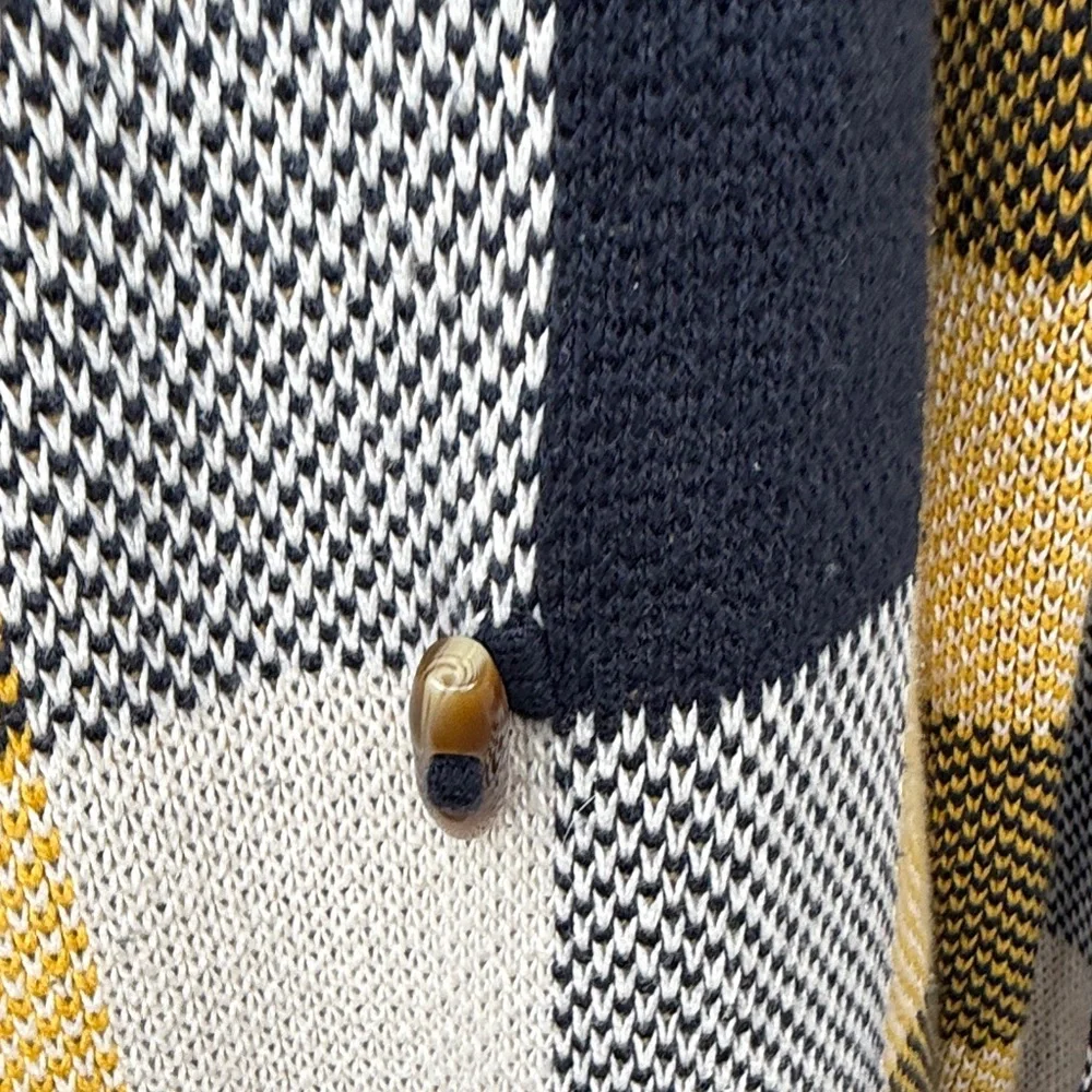 NWOT CAbi Checkered Hooded Sweater Coat, style 4229, size medium - Picture 9 of 14